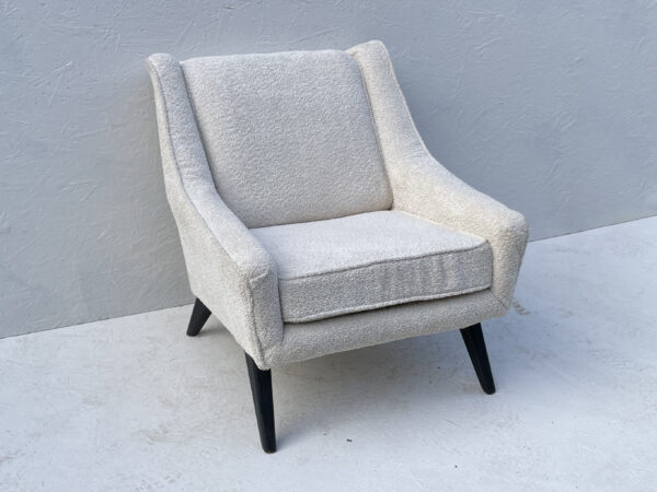 1950's G Plan, E Gomme, Easy Arm Chair, Newly Upholstered In Oyster White Boucle Fabric - Image 4