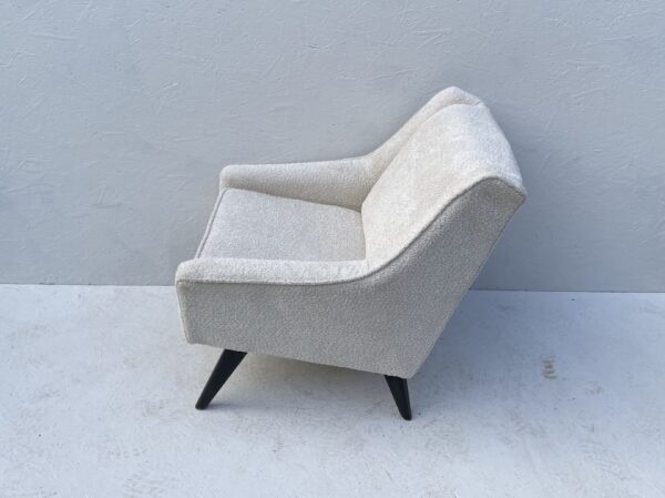 1950's G Plan, E Gomme, Easy Arm Chair, Newly Upholstered In Oyster White Boucle Fabric - Image 7