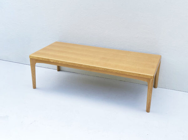 Large Mid Century Oak Coffee Table, Designed By Henning Kjærnulf And Manufactured By Vejle Stole Og Mobelfabrik. - Image 3