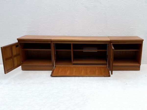 Long, Modular, Mid Century 1970's Nathan Sideboard - Image 4