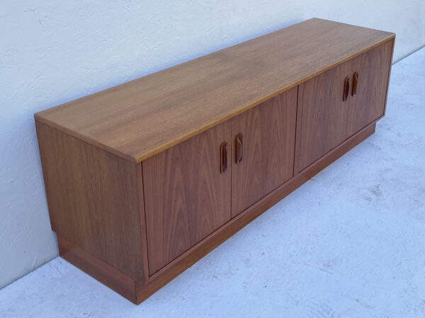 Mid Century Plinth Based Teak Sideboard - Image 5